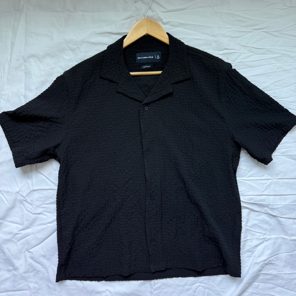 Abercrombie & Fitch Black Camp Collar Cropped Shirt